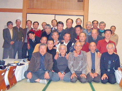 年末懇親会集合写真